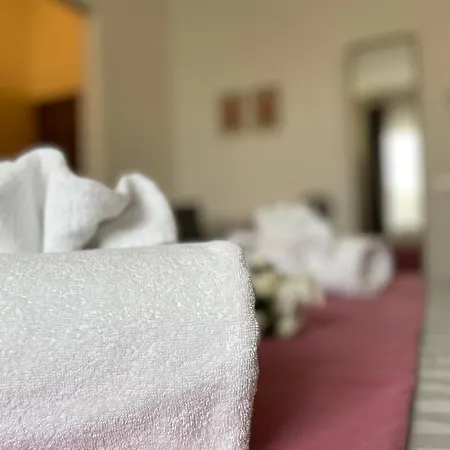 Porta Croce Guest house *