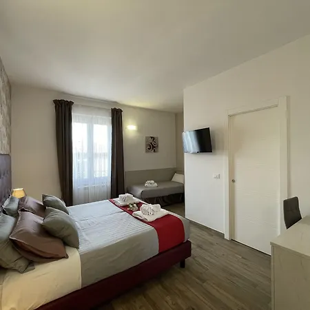 Pensión Porta Croce 3*